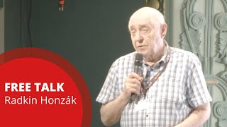 FREE TALK: Radkin Honzák - Humor a smích