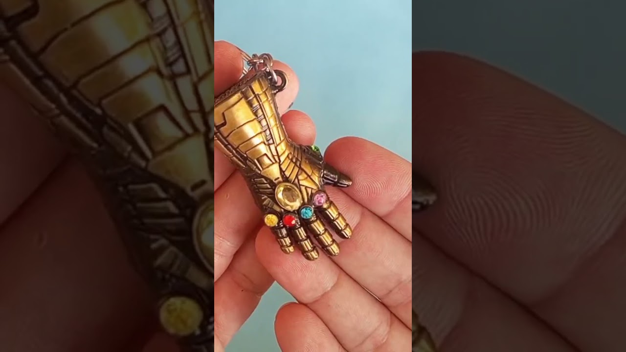 Marvel Avengers Keychains Collection 