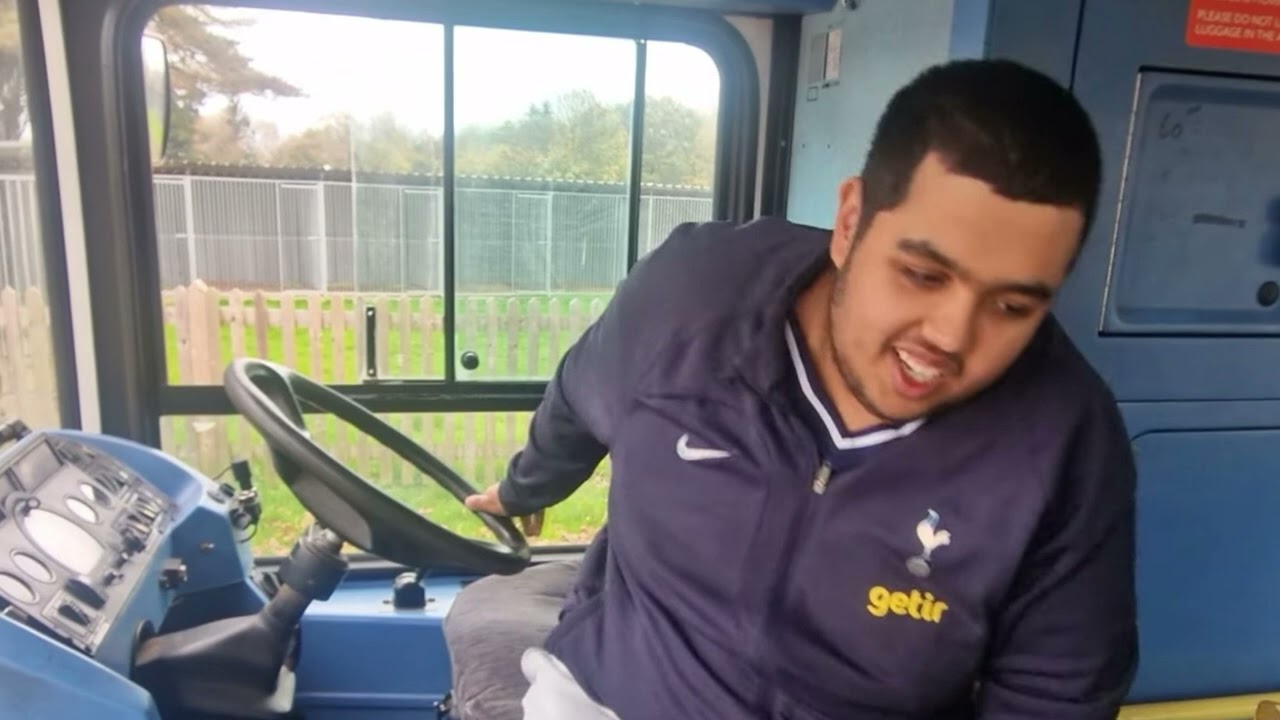 New Routemaster salute