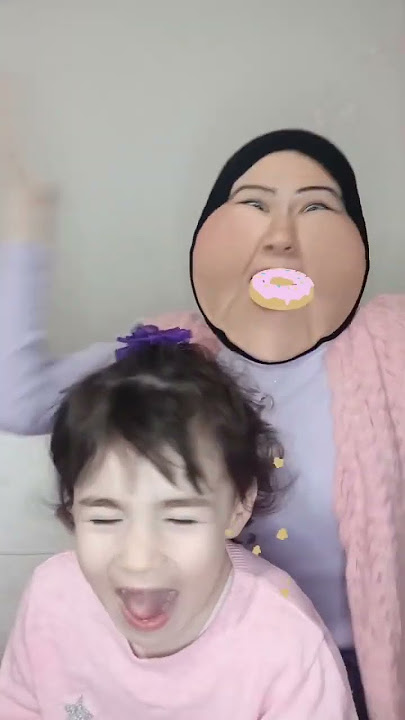 Elintoş Hanım bu ara bu efekte takmış durumda 🤭