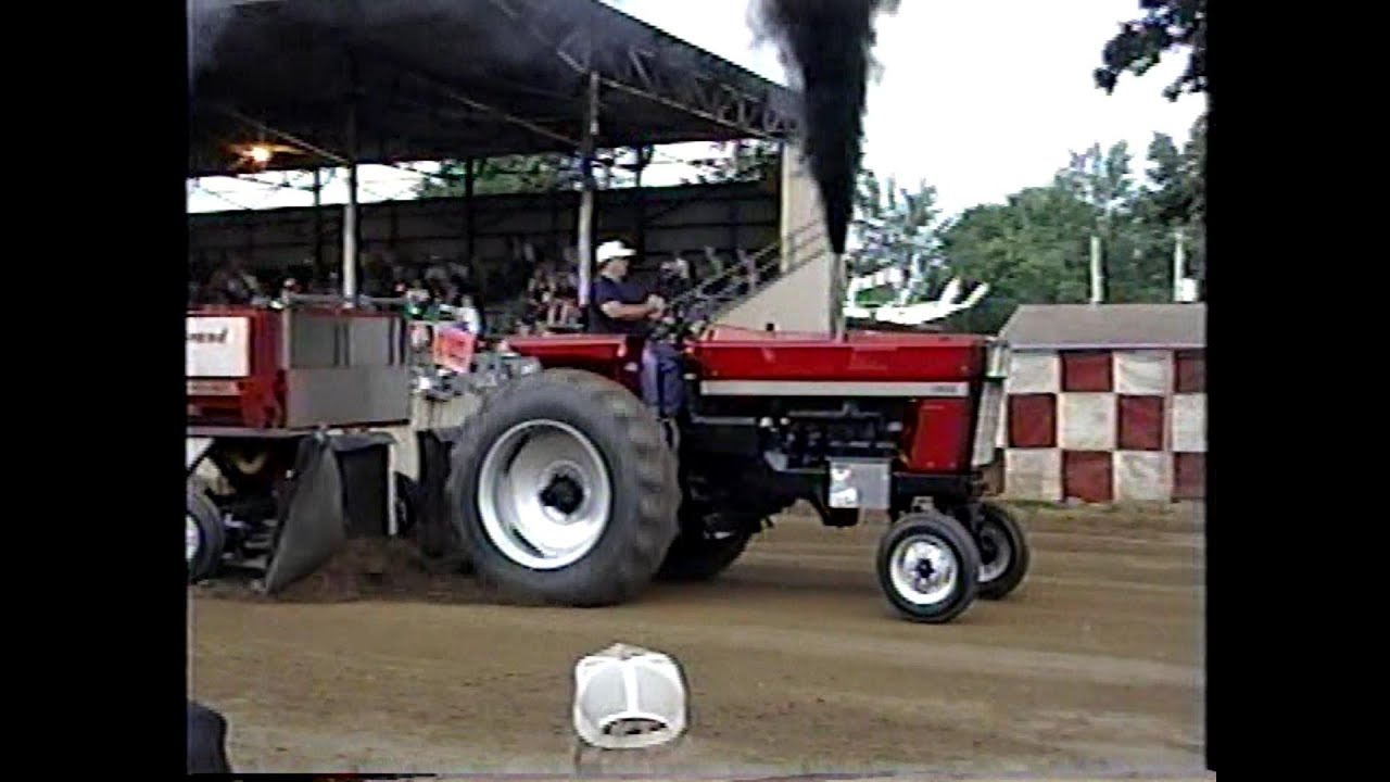 Illinois Tractor Pulling Association 1998 Pinckneyville, Illinois