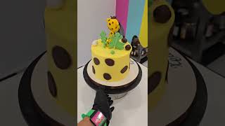 Giraffe Birthday Cake