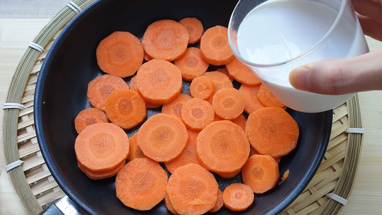 매콤 요거트 당근 샐러드