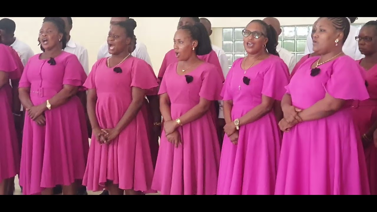 KWAYA MT. ANNA BUZA -UKUU WA MUNGU (Live Performance at KAWE)