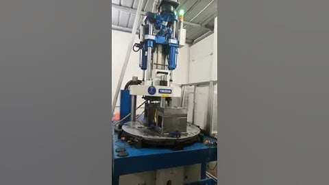 vertical Injection molding machine with rotary table for small product making higher speed