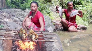 Amazing Catch 2 Big fish By hand for food- Grilled big fish Spicy chili & Eating delicious in jungle