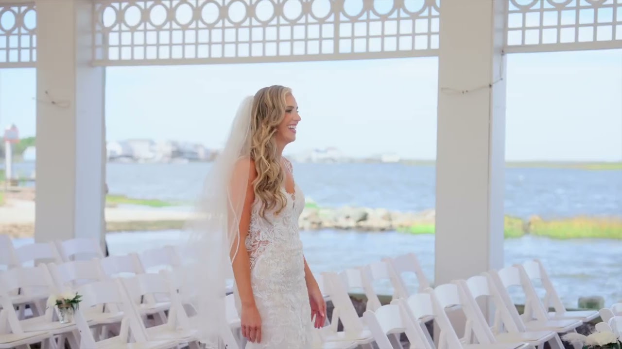 Jessica Doug Wedding Trailer    Mallard Island Yacht Club