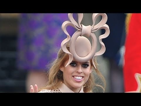 فيديو: قبعة الأميرة بياتريس 