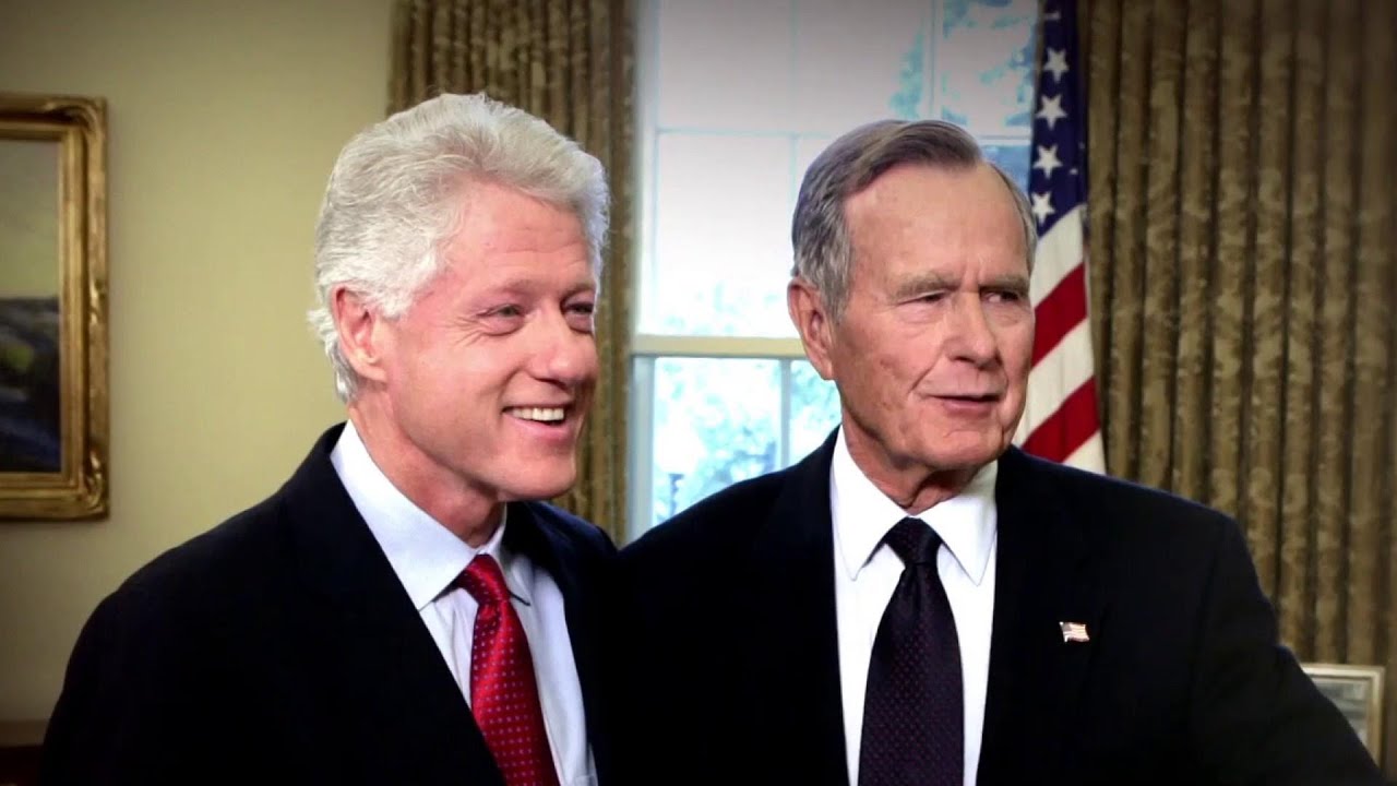 جورج بوش الأب وبيل كلينتون