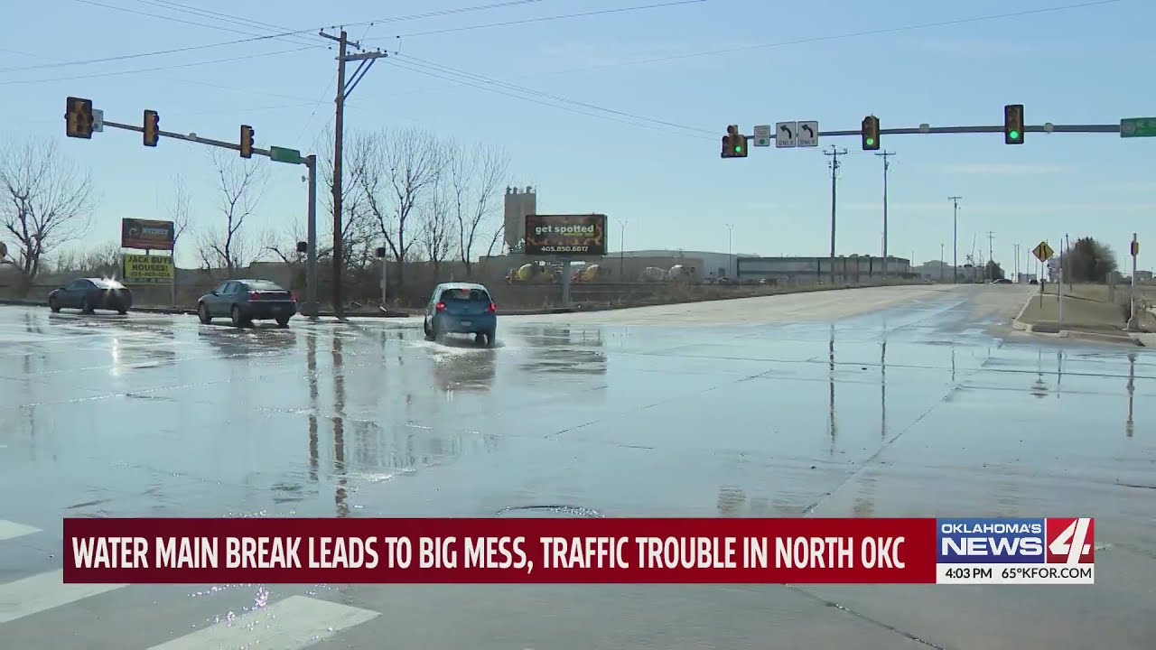Water main break leads to big mess, traffic trouble in North OKC - YouTube