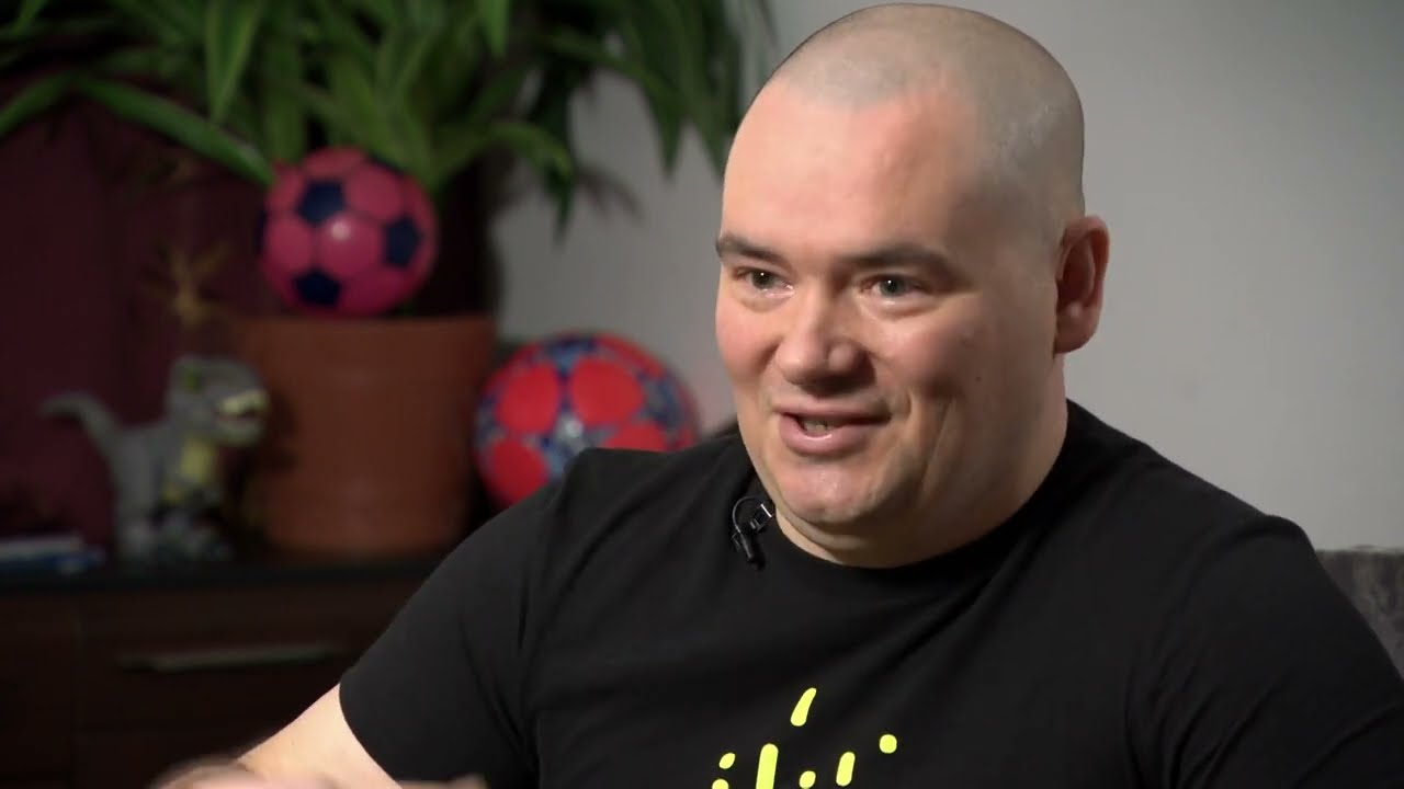 Ojciec samotnie wychowuje synów, ale musi płacić alimenty (UWAGA! TVN)