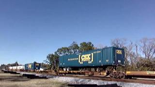 CSX Q174 intermodal train