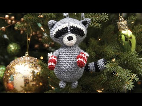 How to Crochet a Raccoon: Christmas Raccoon Amigurumi ...