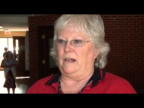 Storms leave thousands without power - YouTube