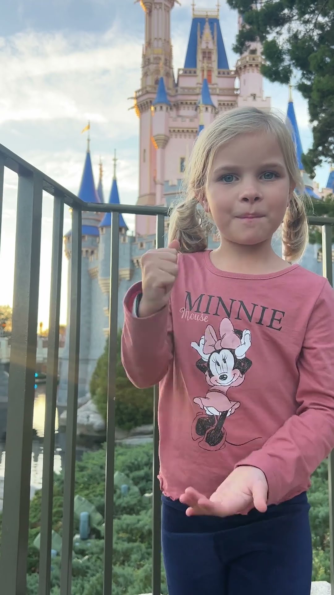 #rockpaperscissors ??✂️ vs Janae! Disney gave us free tickets #disneytreasure  #disneycruiseline