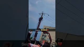 Les Dangers Du Courant . Le Courant Ne Reconnait Pas Son Propriétaire