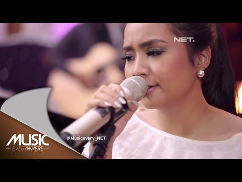 Gita Gutawa - Sempurna (Live at Music Everywhere) * Gita Gutawa - Sempurna (Live at Music Everywhere) *