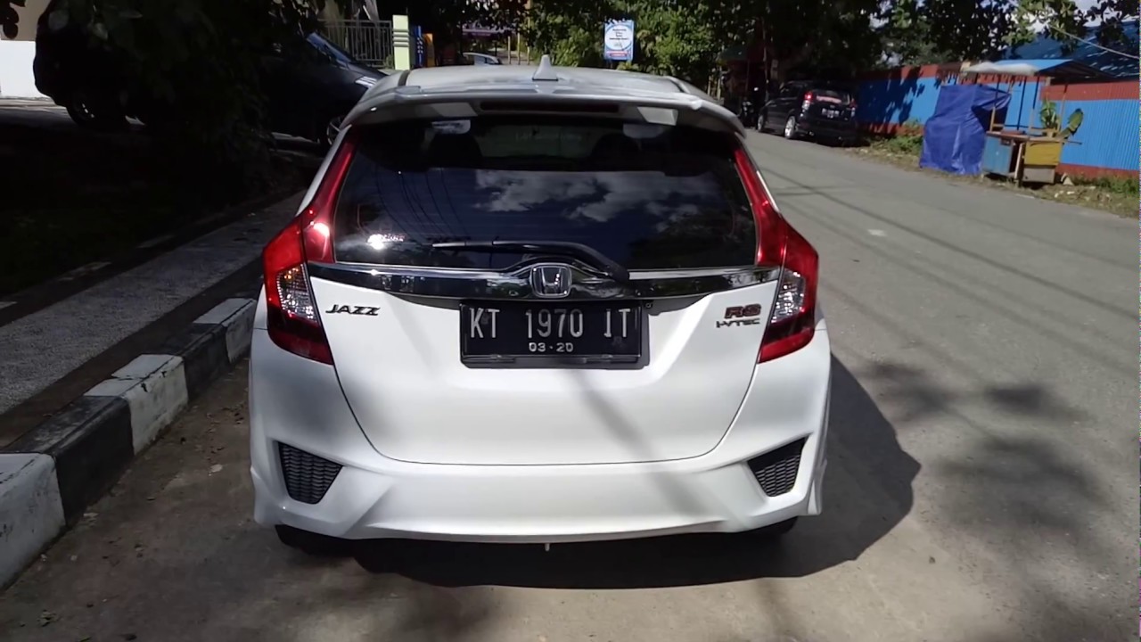 Dijual Mobil  Honda Jazz  RS  2021 Pemakaian Putih  Samarinda 