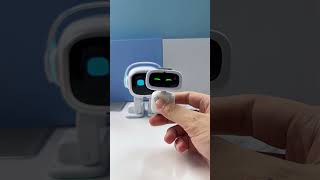 No more shaking EMO &amp; AIBI, please! #emo #aibi #ai #robot #emorobot #aibipet #aibirobot #airobot