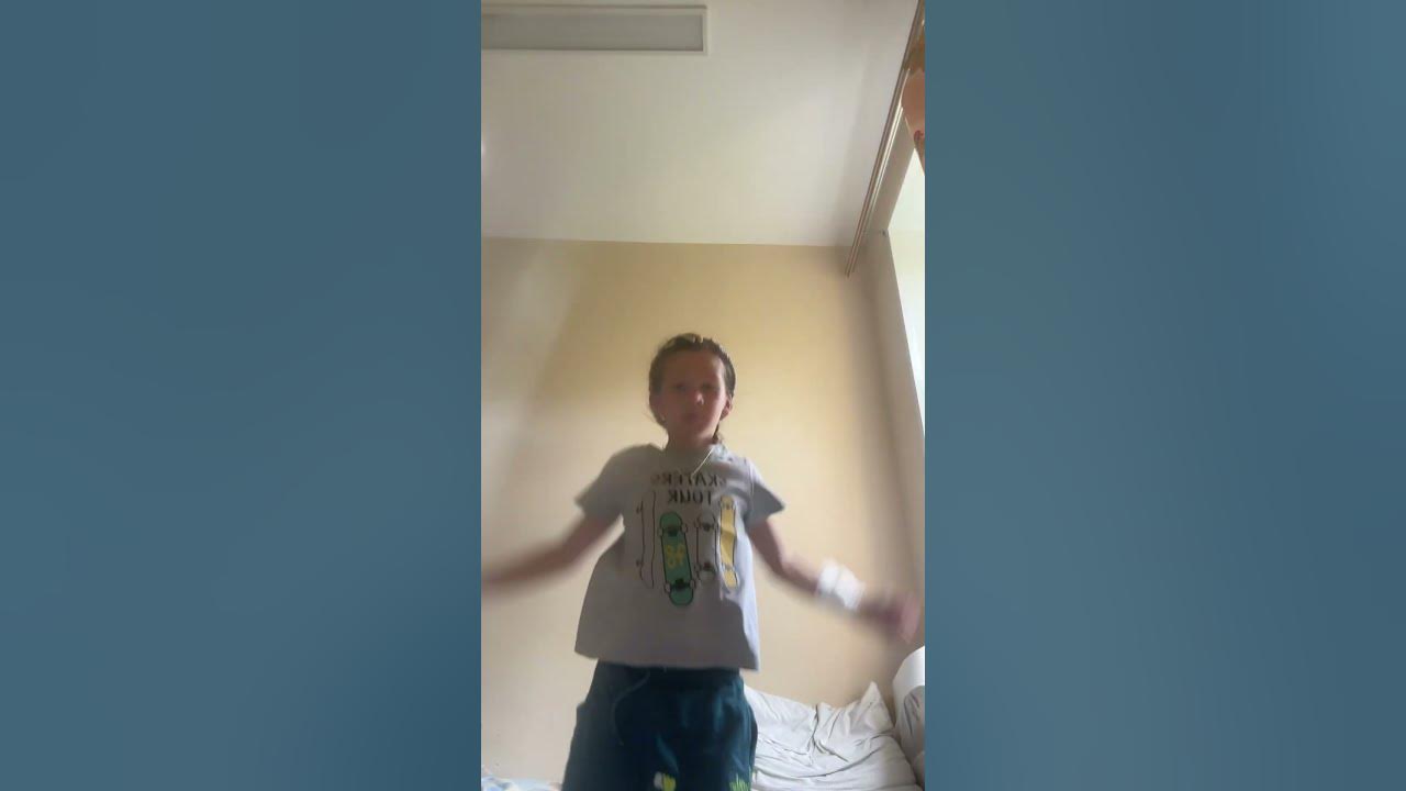 Я веселый таракан - YouTube