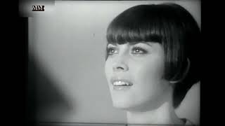 Mireille Mathieu : &quot;Un monde avec toi&quot; et &quot;Nous on s&#39;aimera&quot; (30/12/1967)