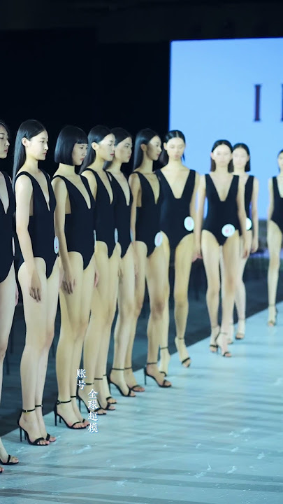 China Fashion Week runway show behind the scenes