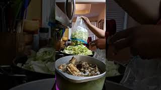Southern Smothered Cabbage | Fried Chicken Wings And Cornbread | Cooking Tips Tracey K Mitchell