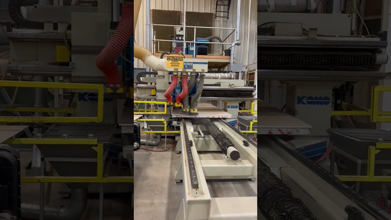 Lot 200: 5' x 12' Komo 