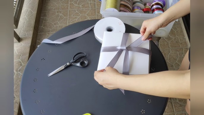 Tutorial - How to Tie a Ribbon on Your Luxury Boxes