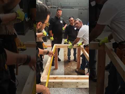 نمونه فعالیت های نجاری در کارگاه حضوری رنوویشن فریمینگ در ونکوور