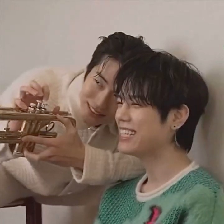 my divorced parents 💔 #kband #kpop #nflying #hyubhun