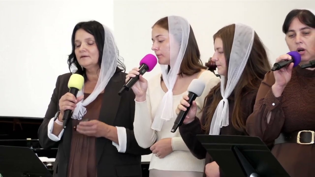 як прикрита пишнотою- sisters group