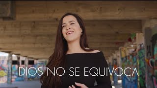 Video thumbnail of "Natalia Aguilar - Dios no se equivoca / Luis Coronel"