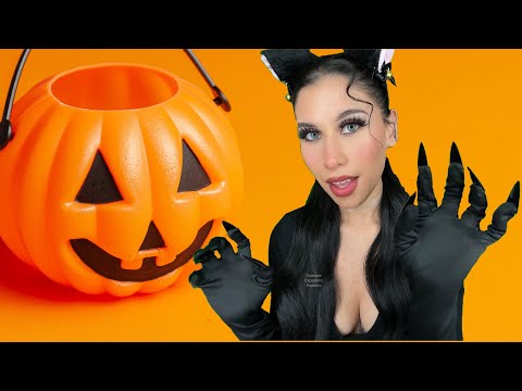 Kind Friend Helps you prepare your spooky basket ASMR￼ 🎃🫶🏻