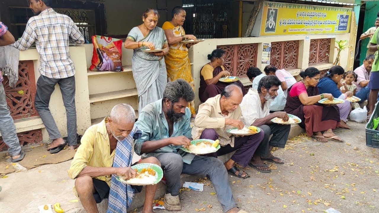 Narayana seva