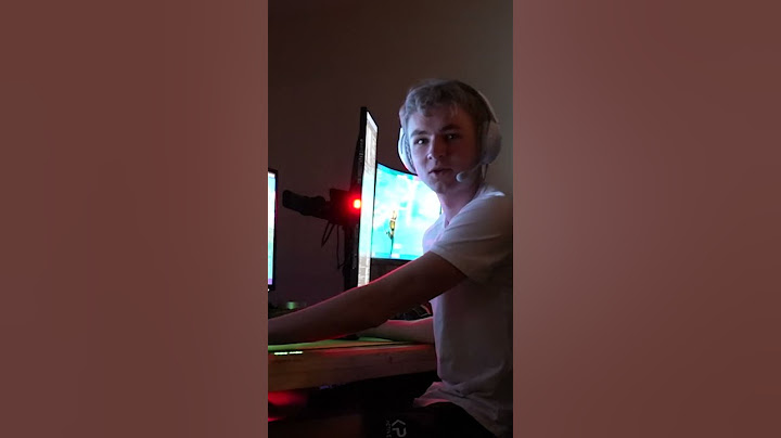 Sem flipt tijdens het gamen