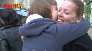 Retrouvailles Tant Attendues Pour Cette Famille Recomposée