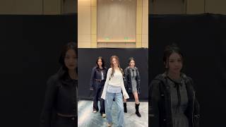 Step in, step out, always this move 🪩🕺#TWICE #트와이스 #kendricklamar #superbowl