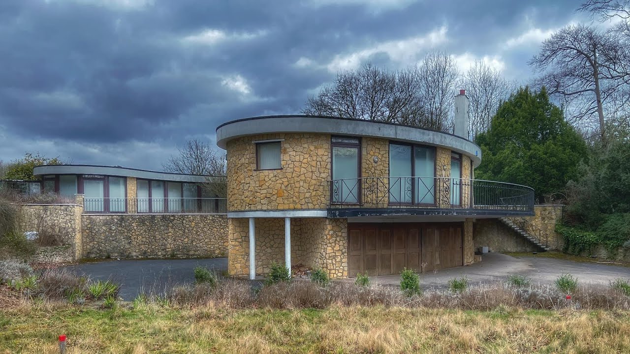 JAMES CORDEN’S £8.5 MILLION ABANDONED MANSION!