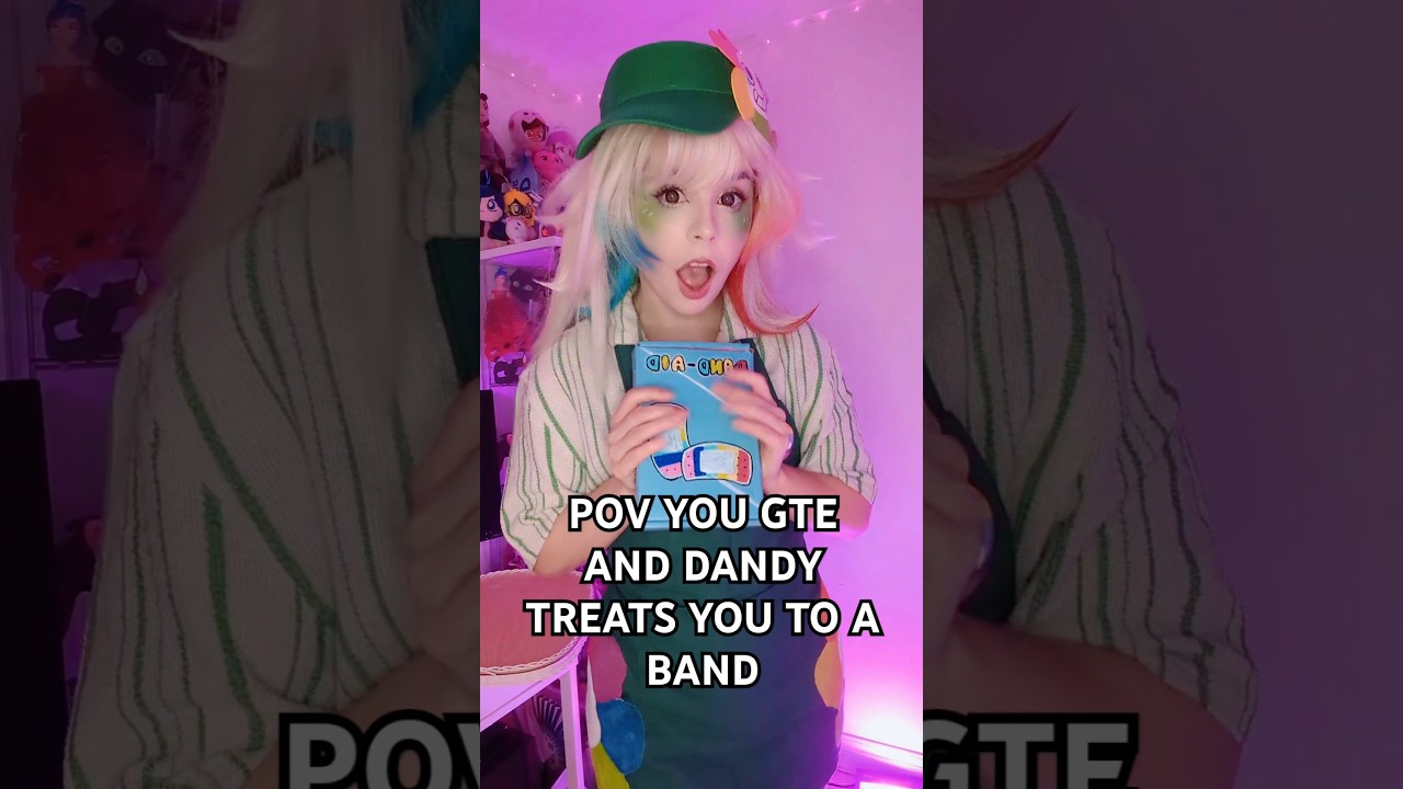DANDY GIVES YOU A BAND! funny Dandy's world cosplay #cosplay #dandysworld #roblox