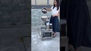 Stainless steel flour mill for making black pepper. #backbone #flourmill #grinder