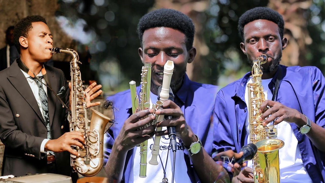 UMUSORE UVUYE KWIGA UMUZIKI MURI KENYA ,ABAZANIYE ISHURI RYA MUZIKA ...