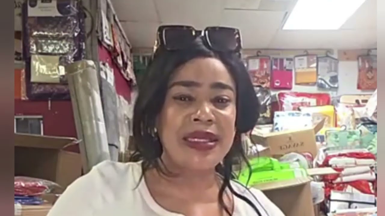 MANZÈ CAROLE REPONS POU FANATIK ANIE ALERTE KAP JOUREM YO AK CAROLE 