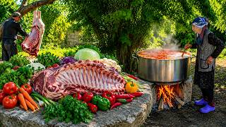 The Dish the Whole World Knows! Traditional Ukrainian Borscht in Village Style