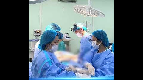 NÂNG NGỰC ĐƯỜNG NÁCH #drquangduc #nangnguc #lamdep #reels