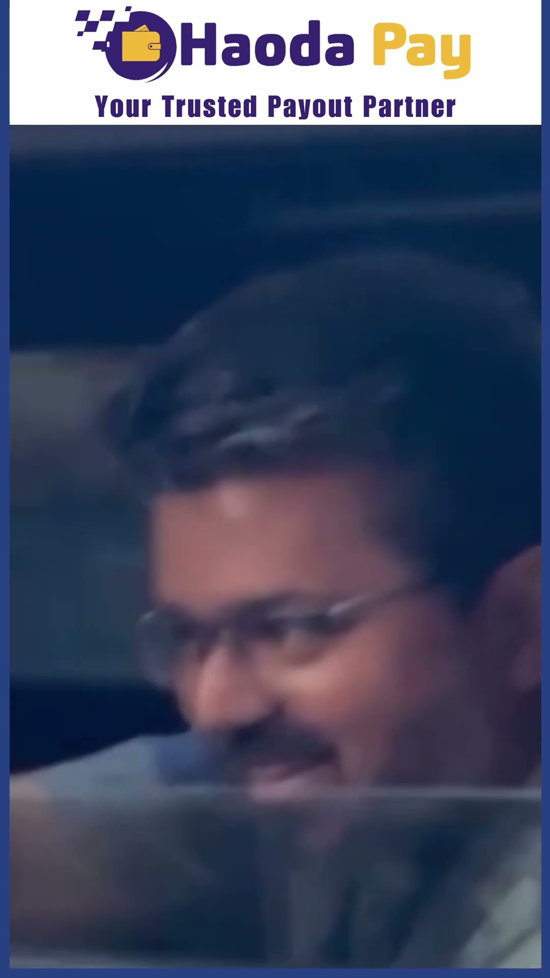 Vijay-க்கு சிறுமி கொடுத்த தங்க பேனா Gift...'VIJAY அண்ணா, இந்த Gold Gift வெச்சுக்கங்க அண்ணா' ❤️