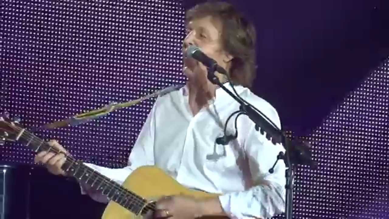 Paul McCartney  - All Together Now @ Stade De France 06/2015