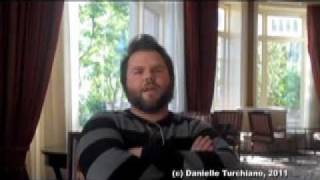 Tyler Labine interviewed about 'Mad Love'