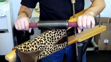 Making cowboy boots - part 3 - designing, clicking and closing the tops