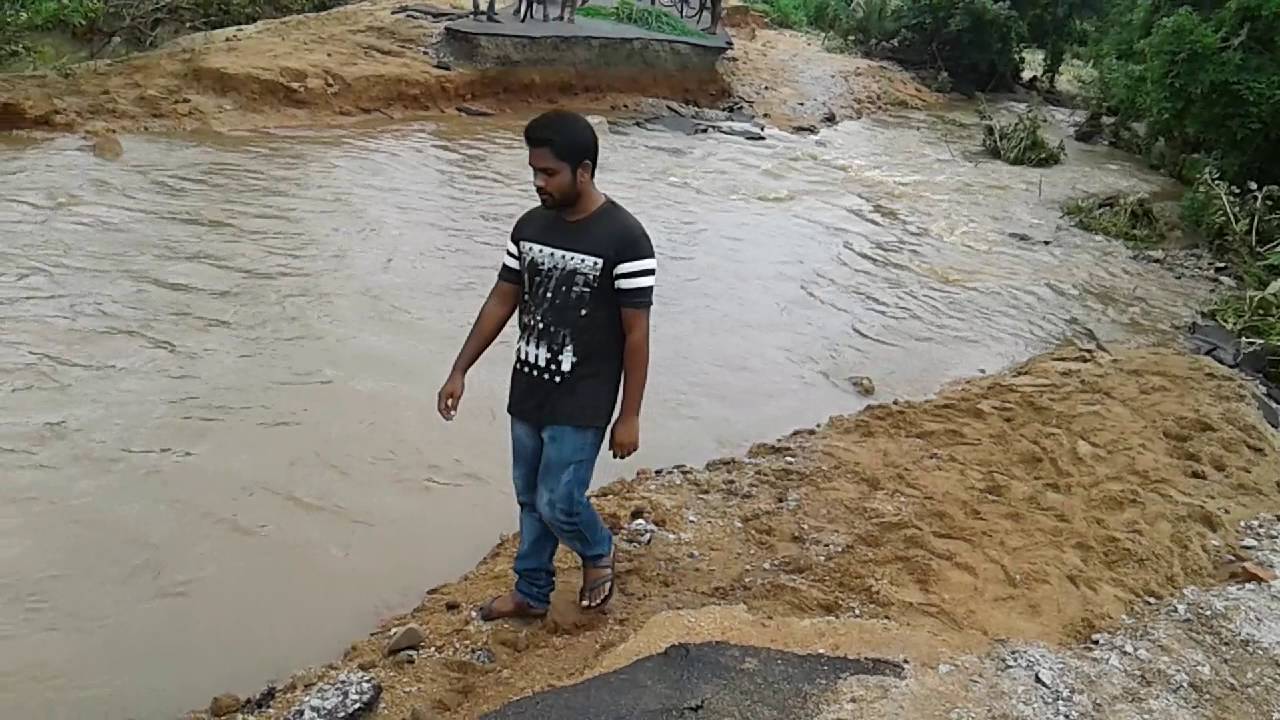 PREMam Evare Video Song